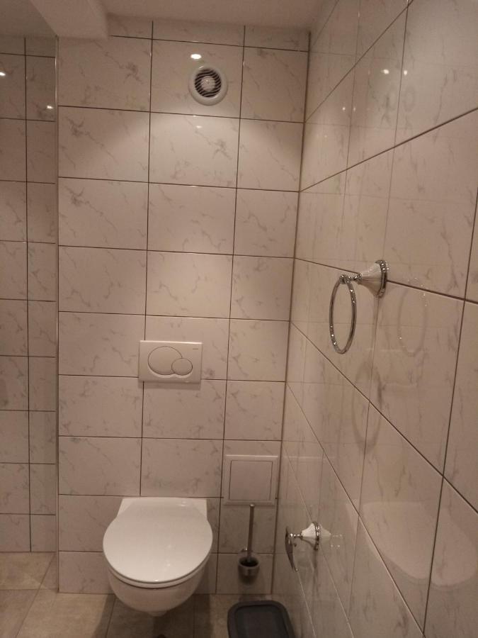 Weisser Schwan Белият Лебед Shkorpilovtsi Exteriör bild