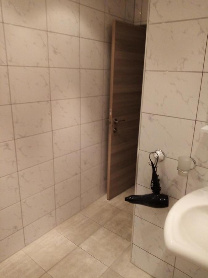 Weisser Schwan Белият Лебед Shkorpilovtsi Exteriör bild